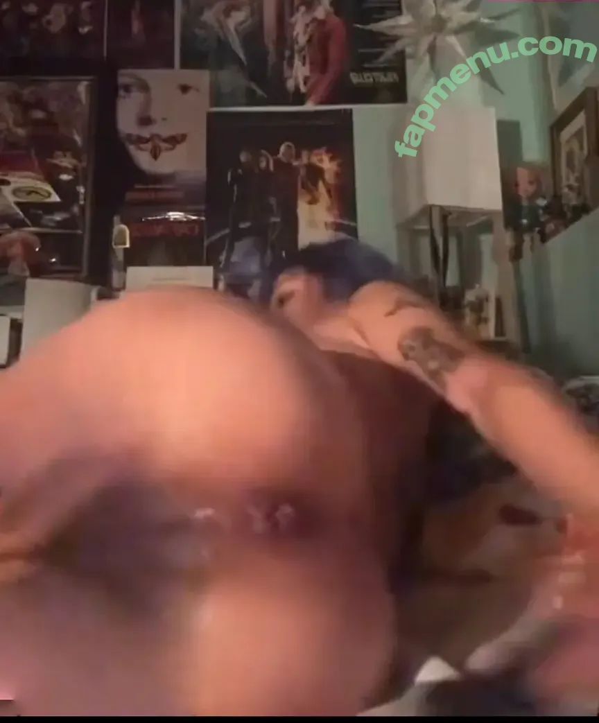 nomamesnico nude photo #0211 (n.nyquil / nomamesnicole)