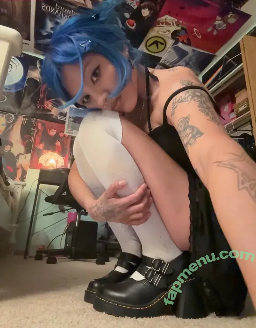 nomamesnico nude photo #0245 (n.nyquil / nomamesnicole)