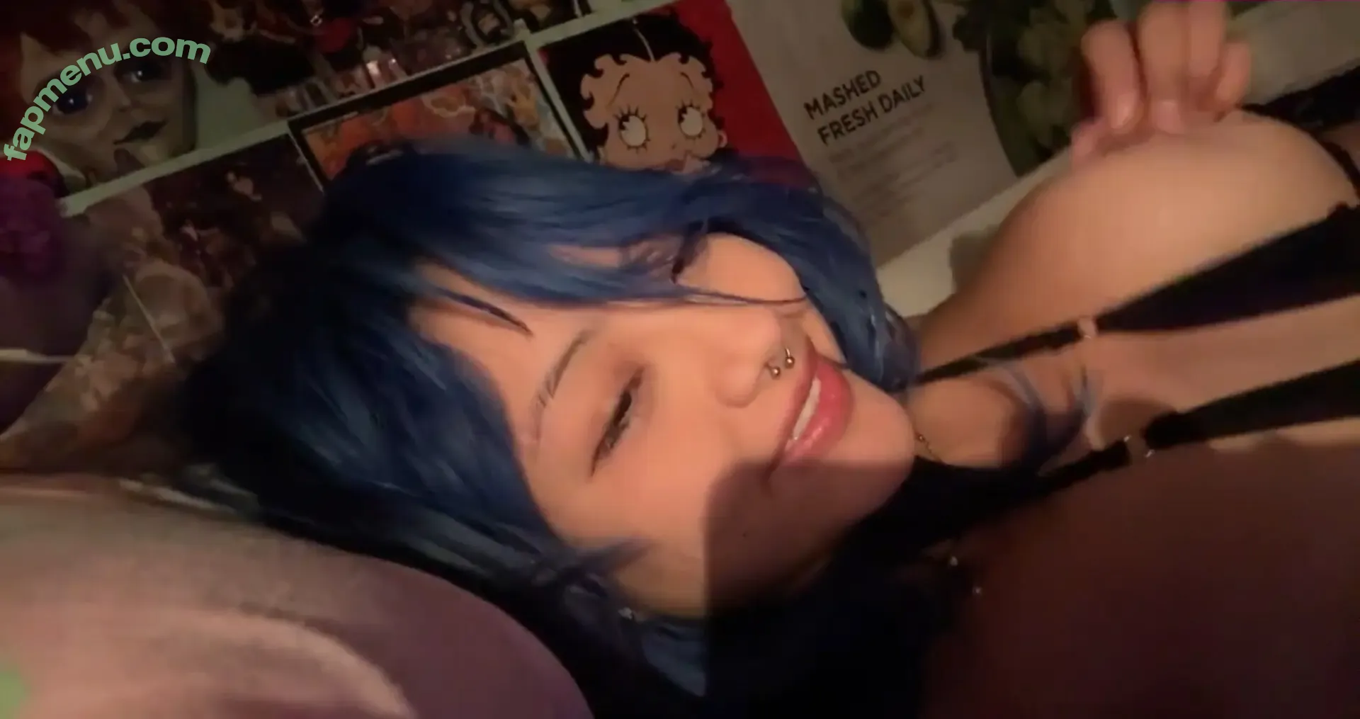 nomamesnico nude photo #0269 (n.nyquil / nomamesnicole)