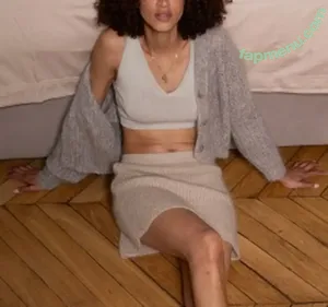 Noémie Lenoir / NoemieLenoirOff nude photo #0174