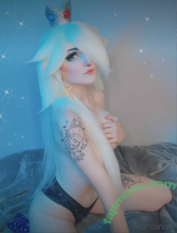 Nonbinate nude photo #0009 (M Blackburn)