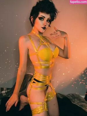 Nonbinate / M Blackburn nude photo #1040