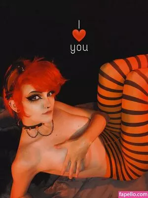 Nonbinate / M Blackburn nude photo #1137
