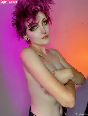 Nonbinate / M Blackburn nude photo #1163