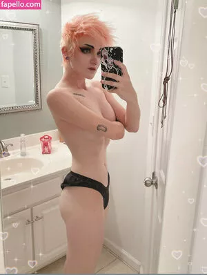 Nonbinate / M Blackburn nude photo #1173