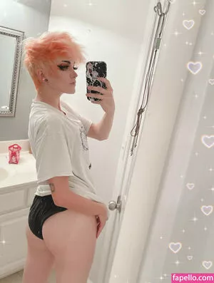 Nonbinate / M Blackburn nude photo #1176