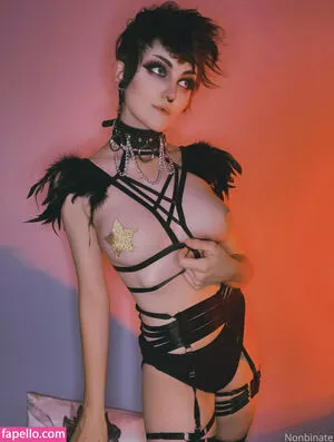 Nonbinate / M Blackburn nude photo #1184