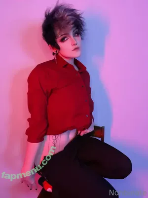 Nonbinate / M Blackburn nude photo #1468