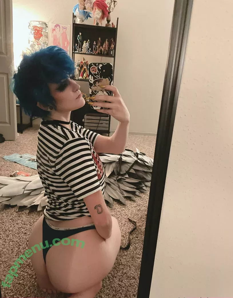 Nonbinate nude photo #1188 (M Blackburn)