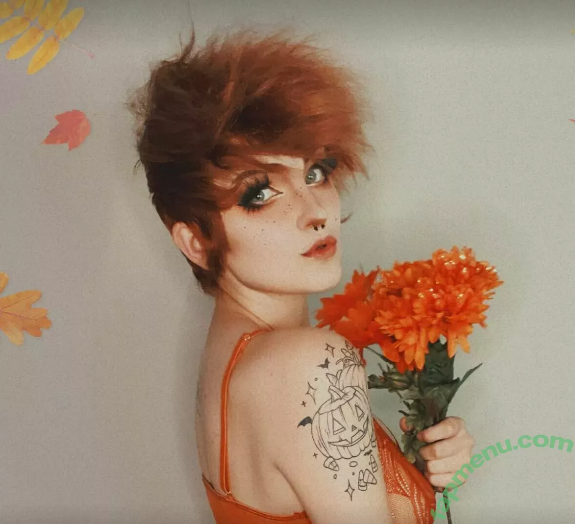 Nonbinate nude photo #1299 (M Blackburn)