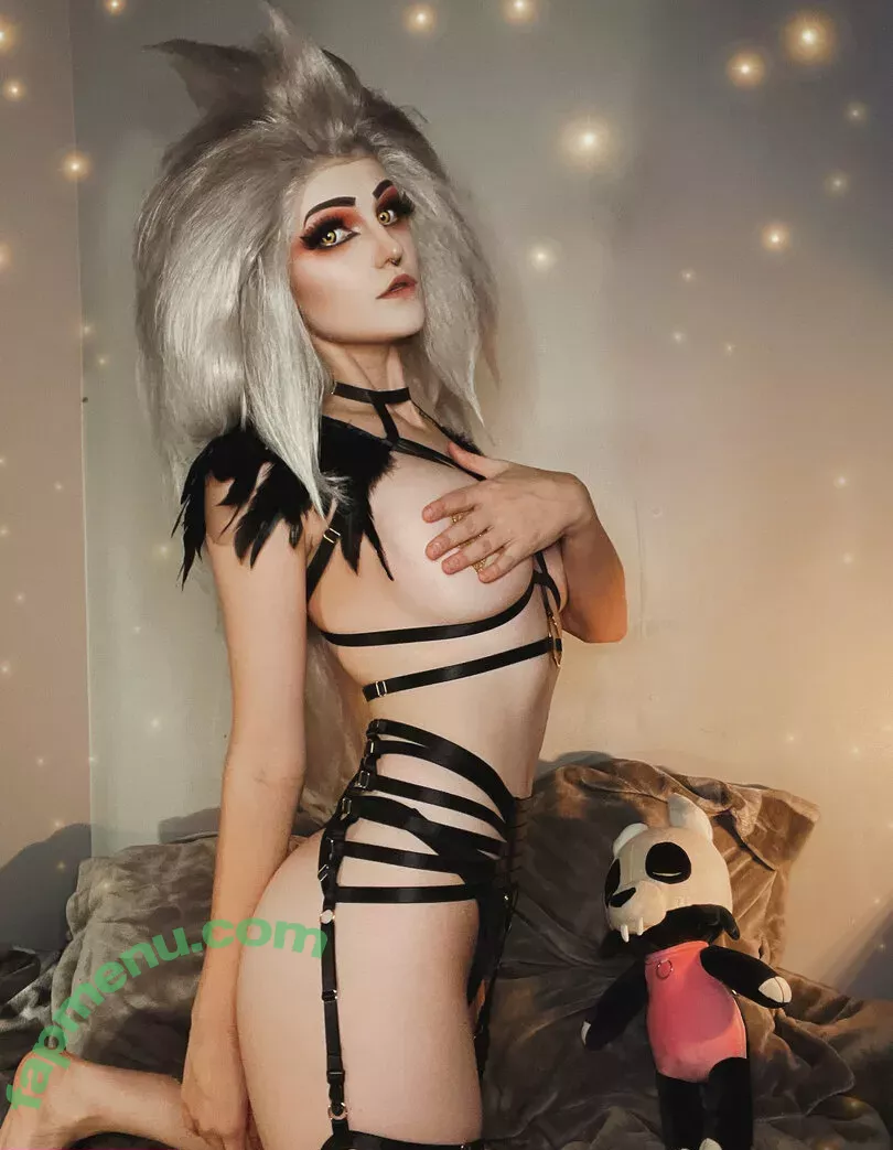 Nonbinate nude photo #1330 (M Blackburn)