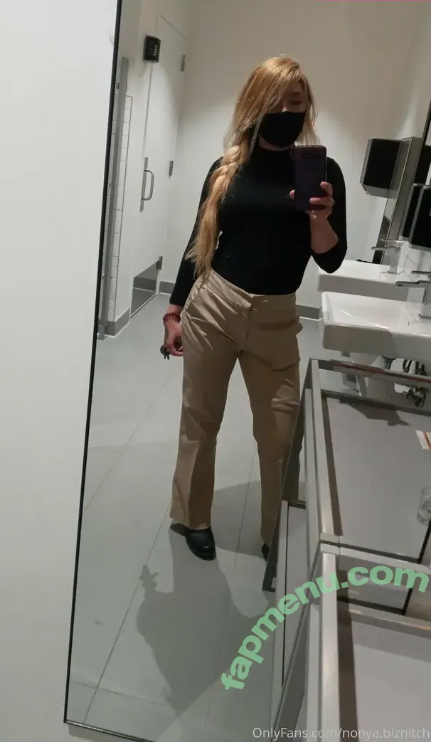 nonya.biznitch nude photo #0028 (darealnxs)