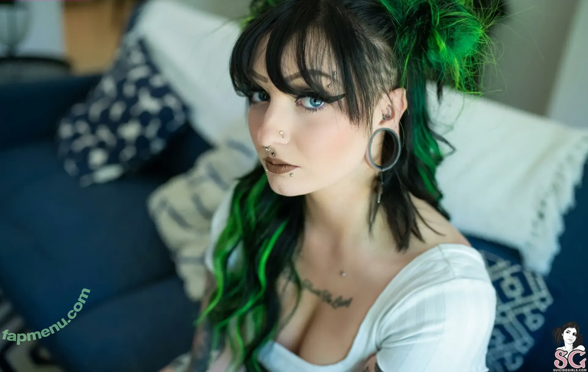 nonyanony nude photo #0044 (Anonyx / anonyx__)