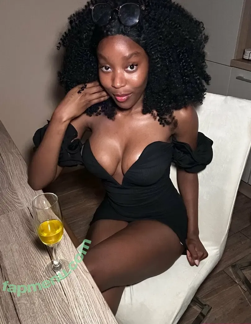 noobitt2 nude photo #0087 (nicolenoobitt)