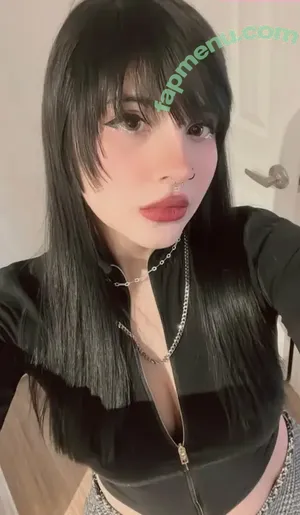 Noodlenom / Noodlenom (Pokelawls girlfrien / blahgigi / purlypearl nude photo #0009