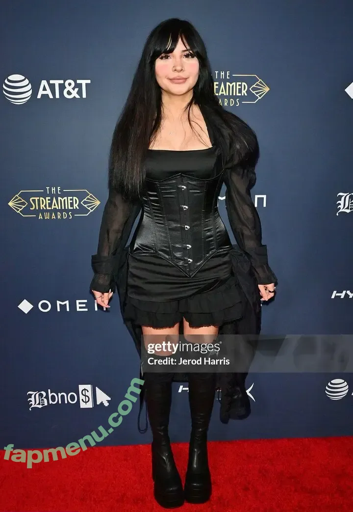 Noodlenom nude photo #0015 (Noodlenom (Pokelawls girlfrien / blahgigi / purlypearl)