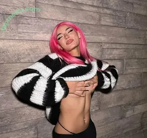  nude photo #0003