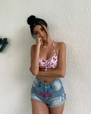 nopearii / Ari / noeeeliiiiia nude photo #0010