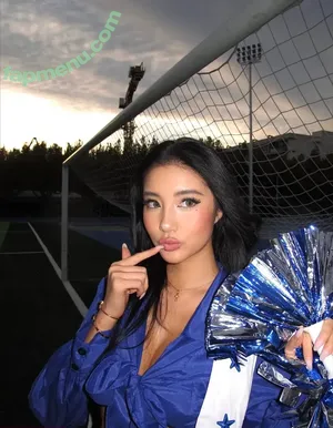 nopearii / Ari / noeeeliiiiia nude photo #0436