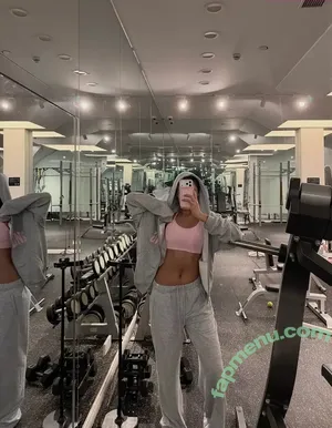 nopearii / Ari / noeeeliiiiia nude photo #0463