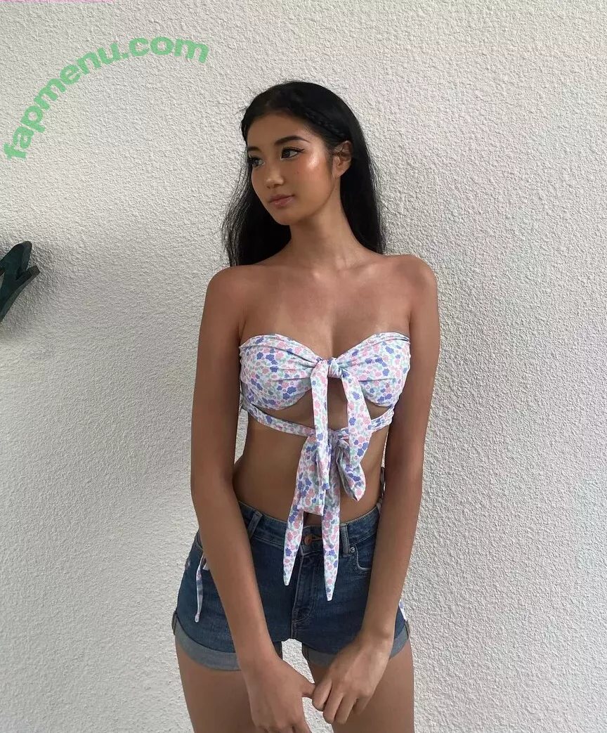 nopearii nude photo #0004 (Ari / noeeeliiiiia)