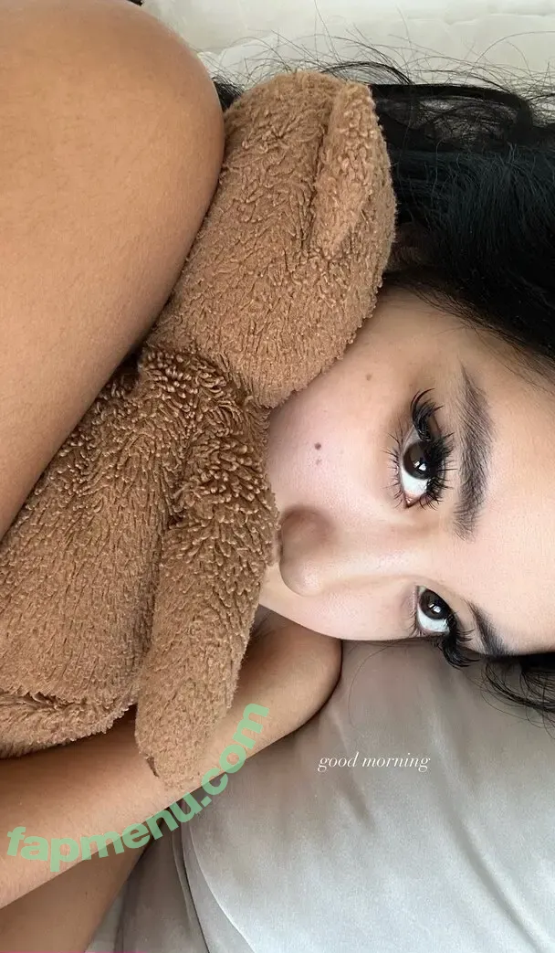nopearii nude photo #0386 (Ari / noeeeliiiiia)