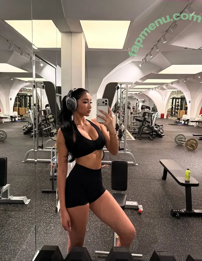 nopearii nude photo #0465 (Ari / noeeeliiiiia)