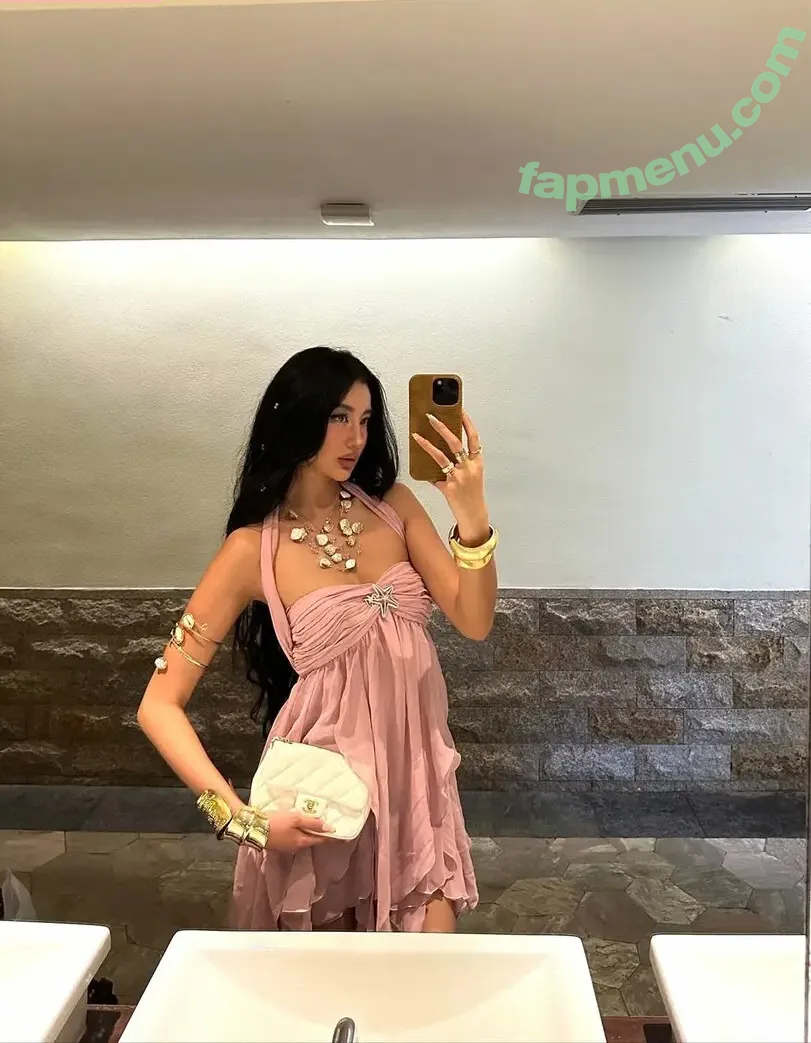 nopearii nude photo #0488 (Ari / noeeeliiiiia)