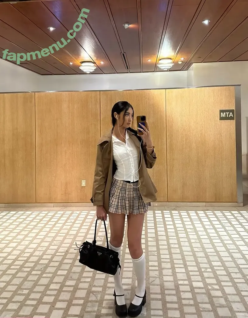 nopearii nude photo #0511 (Ari / noeeeliiiiia)