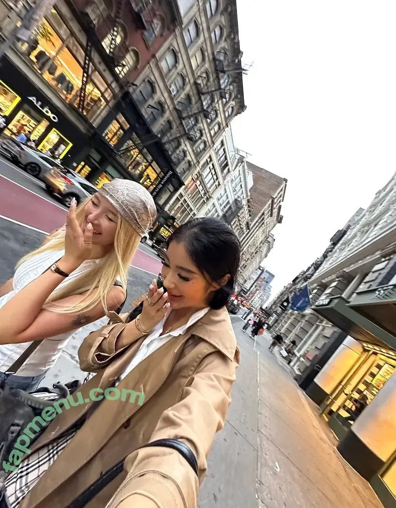 nopearii nude photo #0513 (Ari / noeeeliiiiia)