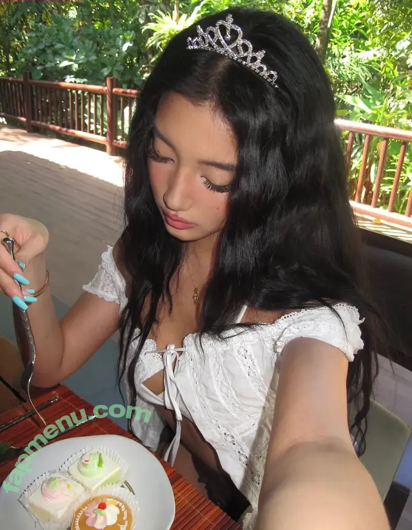 nopearii nude photo #0522 (Ari / noeeeliiiiia)