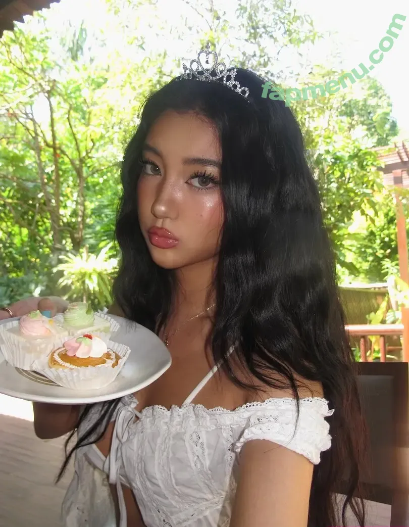 nopearii nude photo #0525 (Ari / noeeeliiiiia)