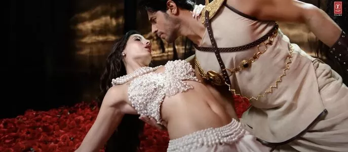 Nora Fatehi / norafatehi nude photo #0167