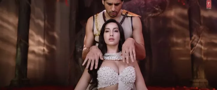 Nora Fatehi / norafatehi nude photo #0168