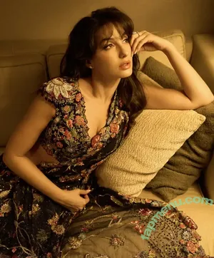 Nora Fatehi / norafatehi nude photo #0376