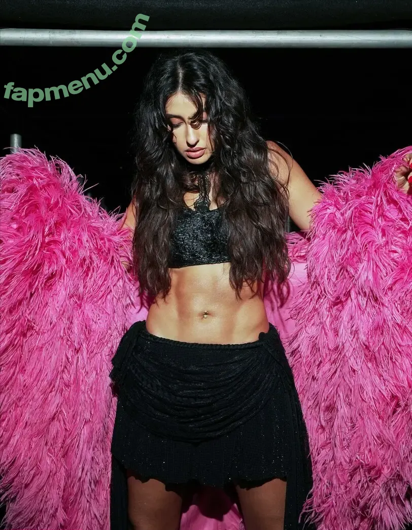 Nora Fatehi nude photo #0392 (norafatehi)