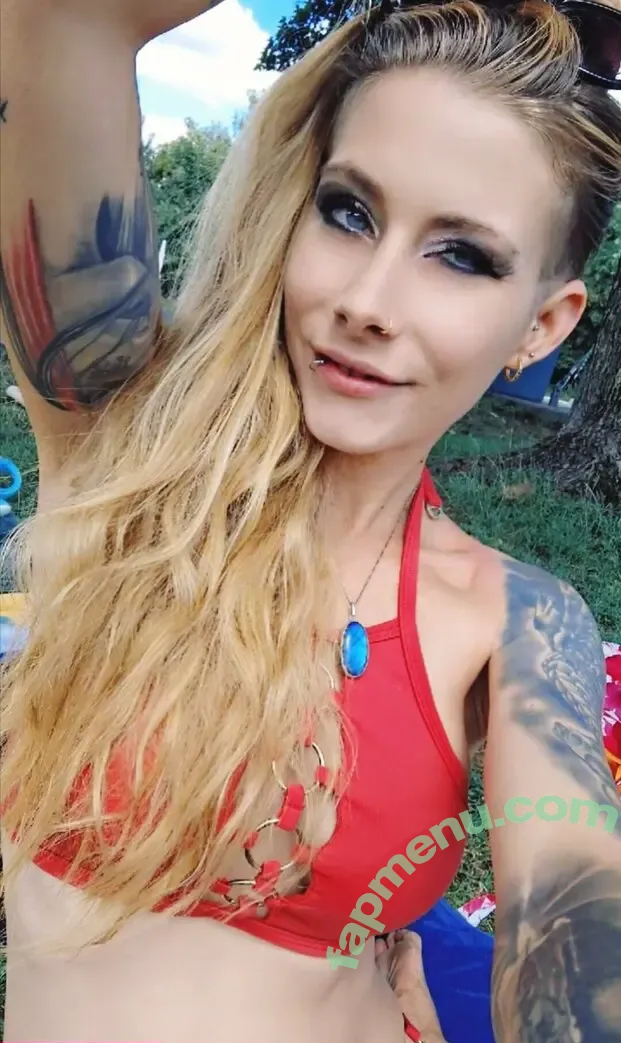 nora_is_back nude photo #0008 (nora_is_back)
