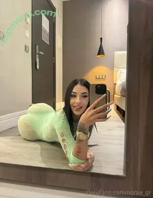  nude photo #0007