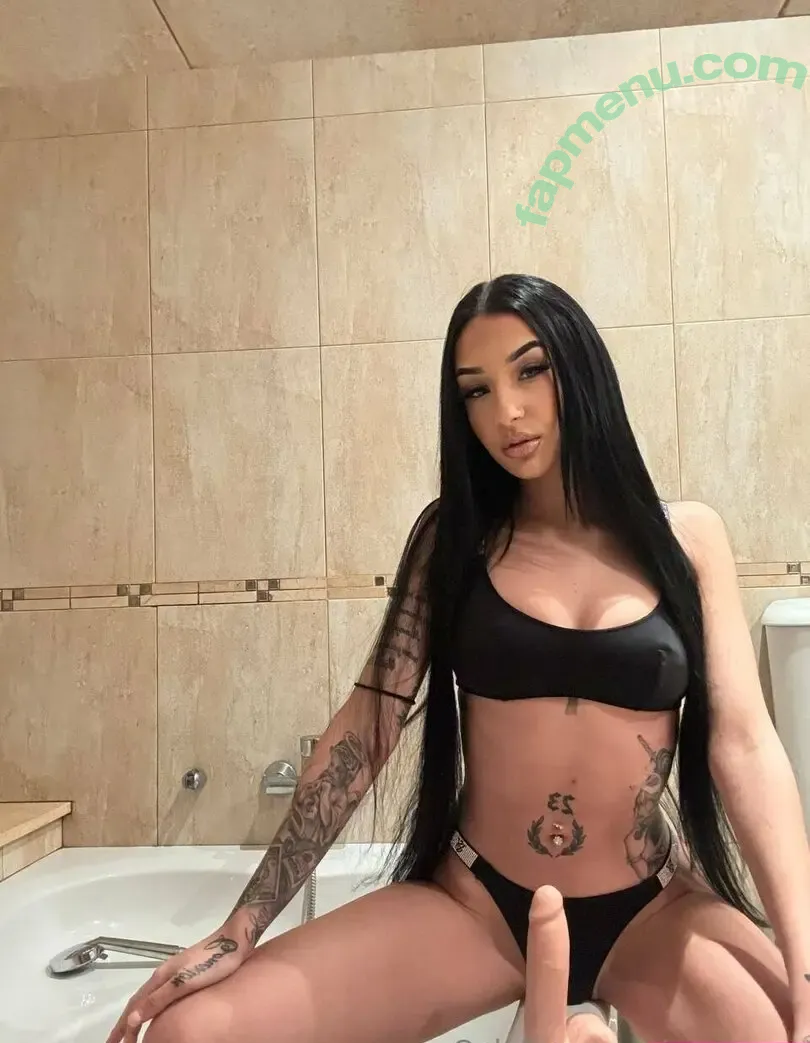 noraaagr nude photo #0102 (noraaagr)