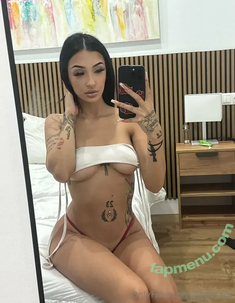 noraaagr nude photo #0107 (noraaagr)