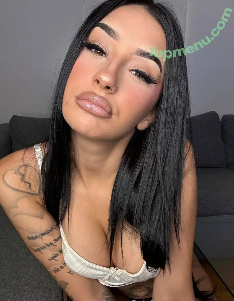 noraaagr nude photo #0114 (noraaagr)