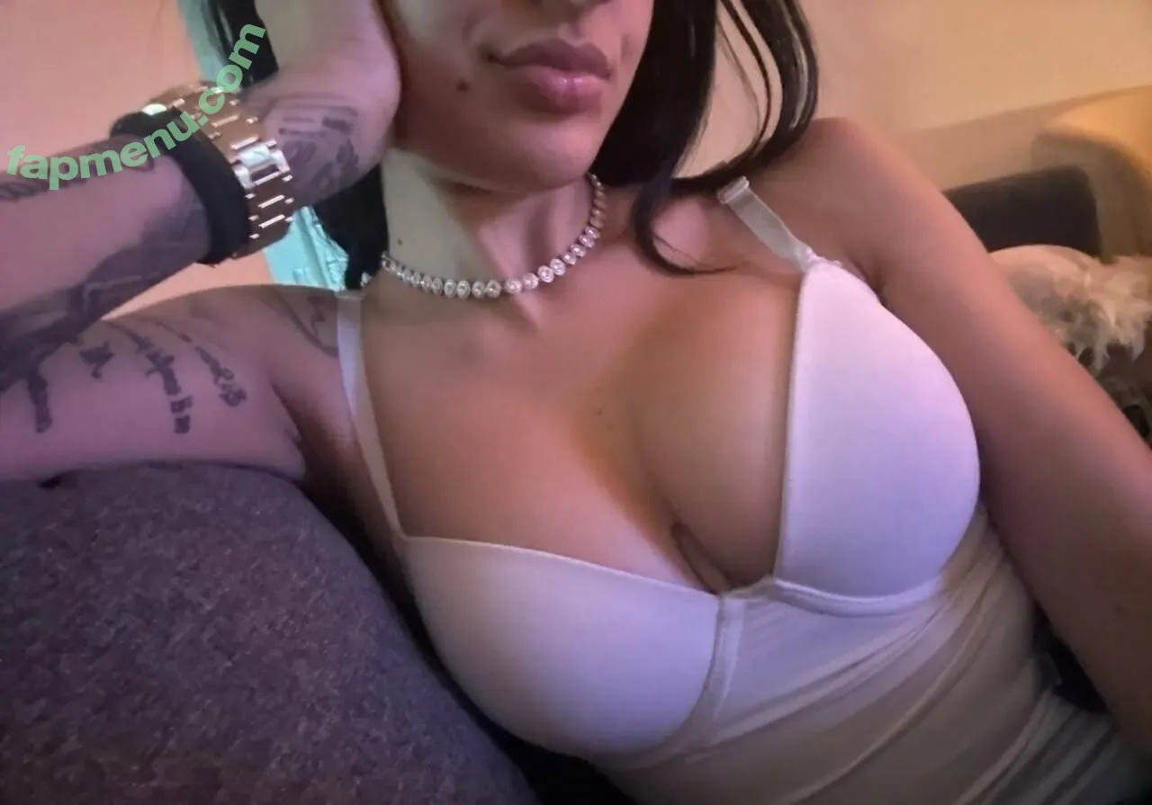 noraaagr nude photo #0118 (noraaagr)