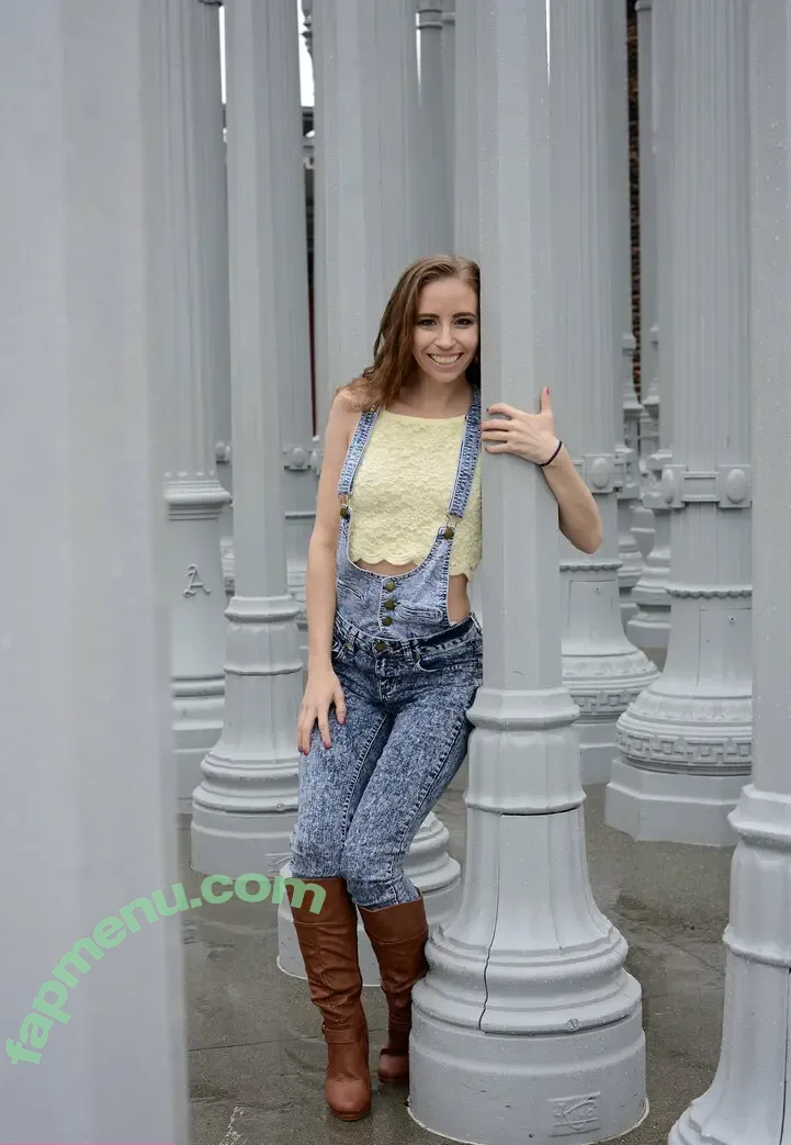 Norah Nova nude photo #0066 (norahnova / noranova_)