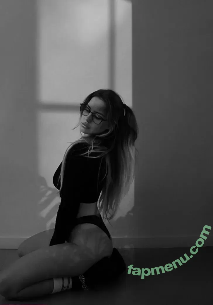 norieneels.free nude photo #0028 (bambiinaxgiiustax)