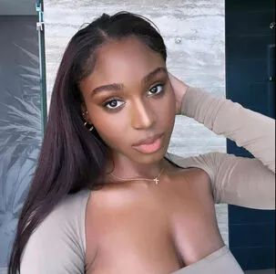 Normani / normani.sasha nude photo #0050