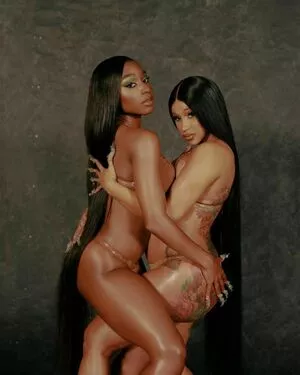 Normani / normani.sasha nude photo #0059