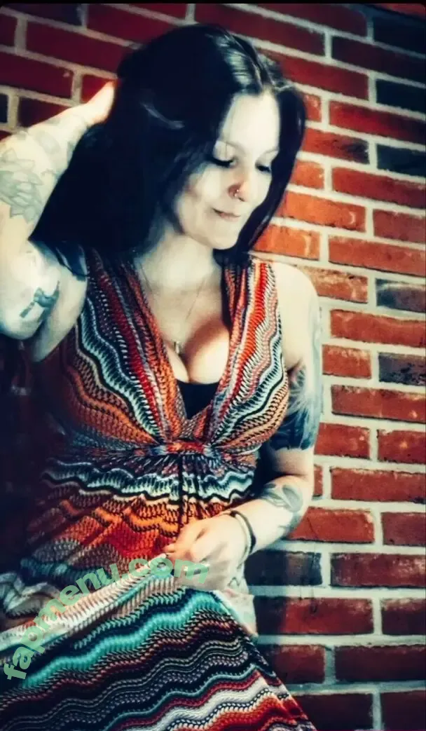 Northern_valkyrie_ nude photo #0003 (Northern_valkyrie_)