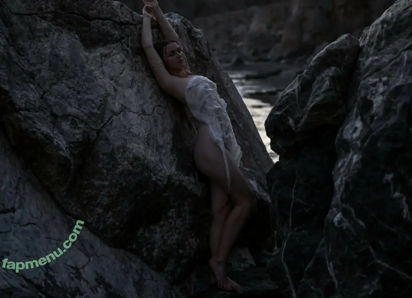 Northwindthul nude photo #0044 (Northwindthul)