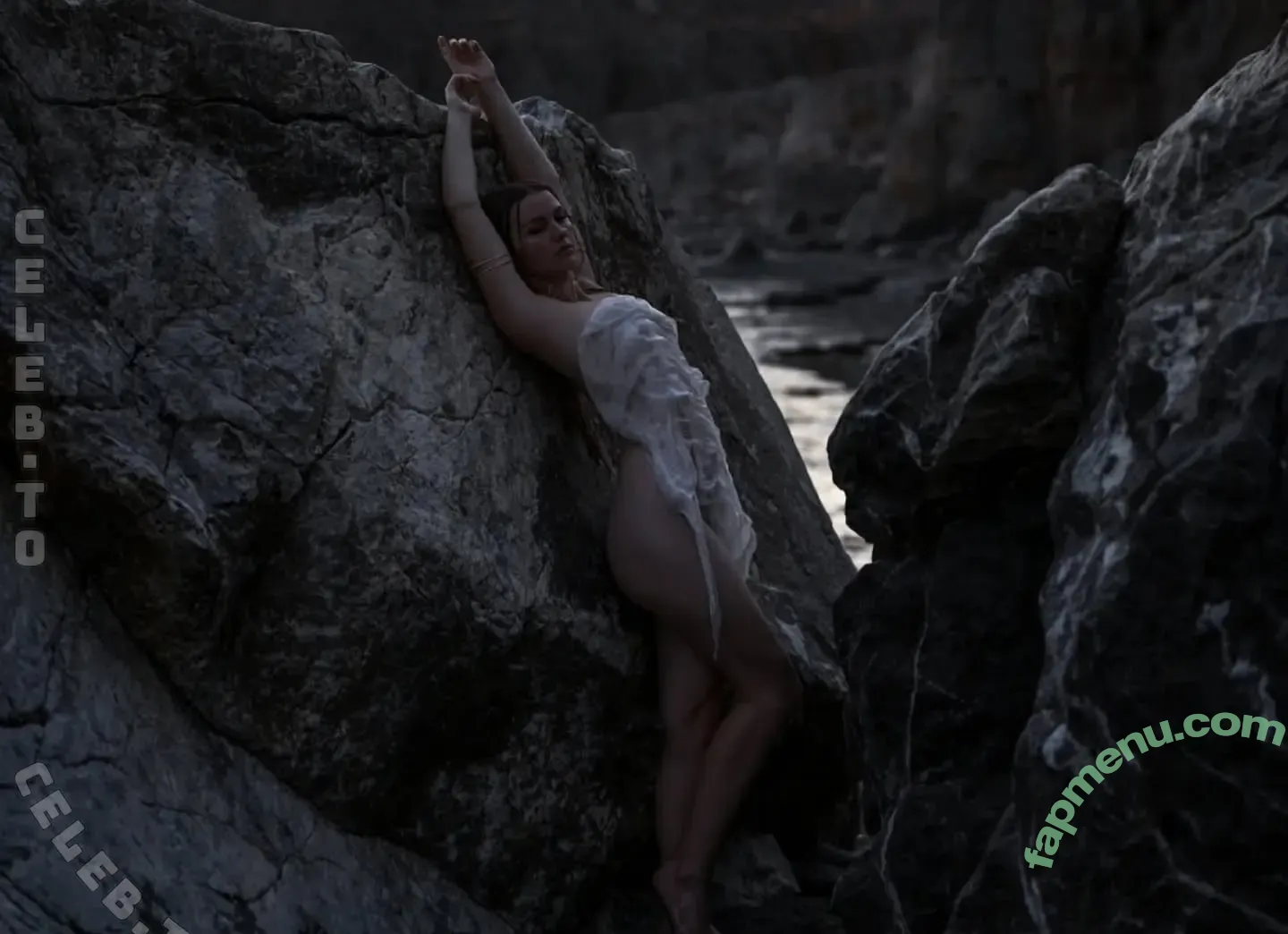 Northwindthul nude photo #0051 (Northwindthul)