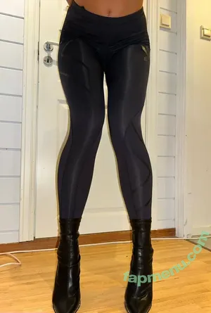 norwegianhotwifey / Norwegianhotwife / emmakrokdal nude photo #0121